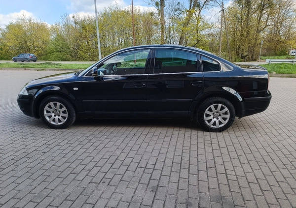 Volkswagen Passat cena 8500 przebieg: 278000, rok produkcji 2002 z Olecko małe 106